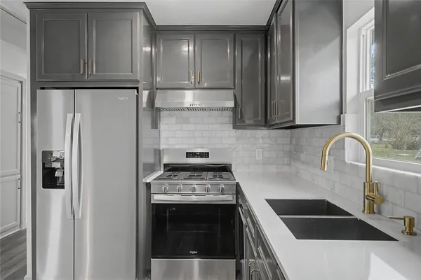 $265,000 | 1108 Nottingham Drive, Angleton, TX 77515