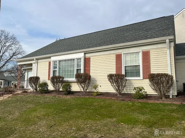 $2,250 | 333 Newport Way, Unit C, Monroe Township, NJ 08831