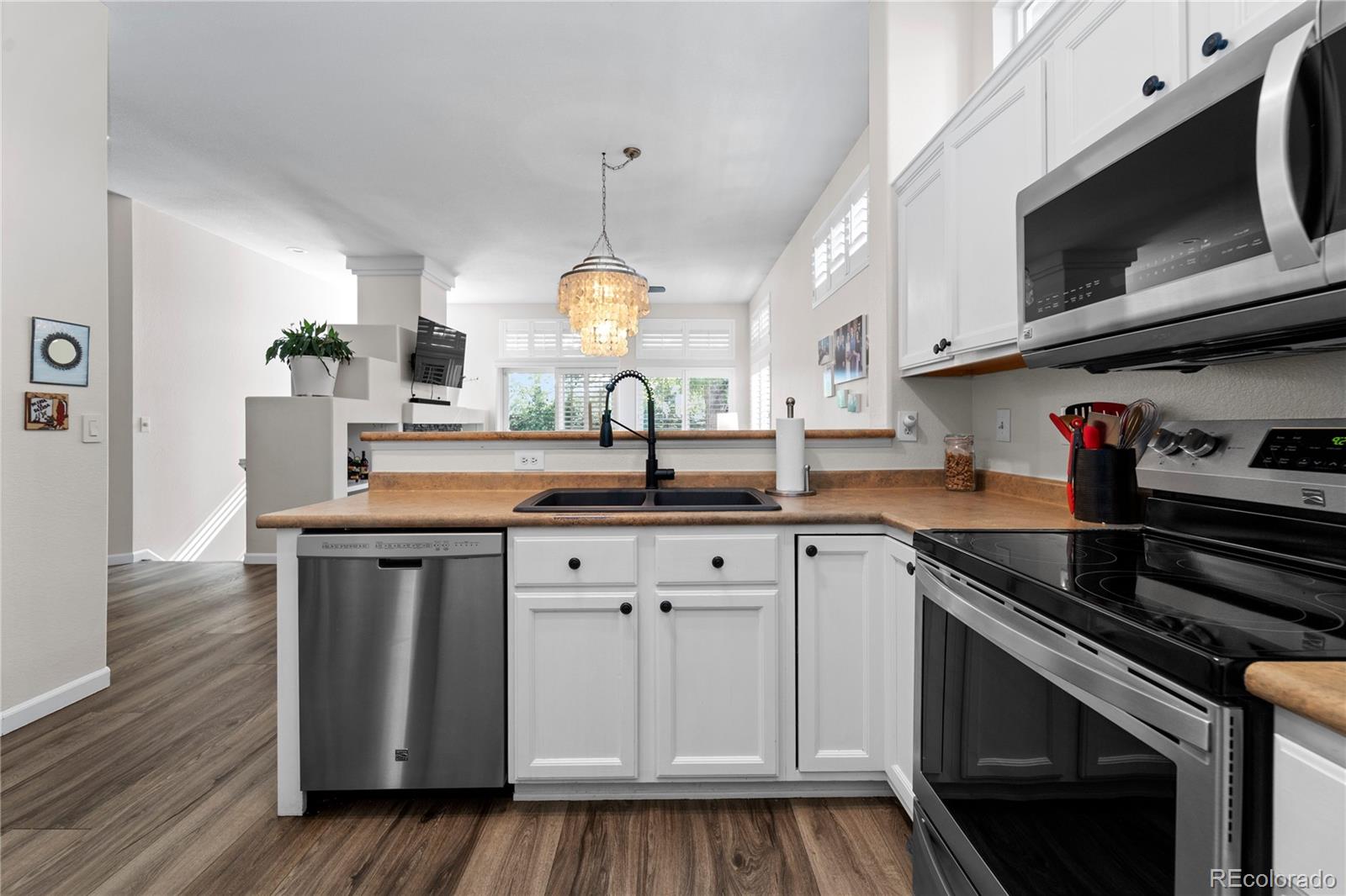 10179 South Cherryhurst Lane Highlands Ranch, CO 80126 - Photo 19 of 37