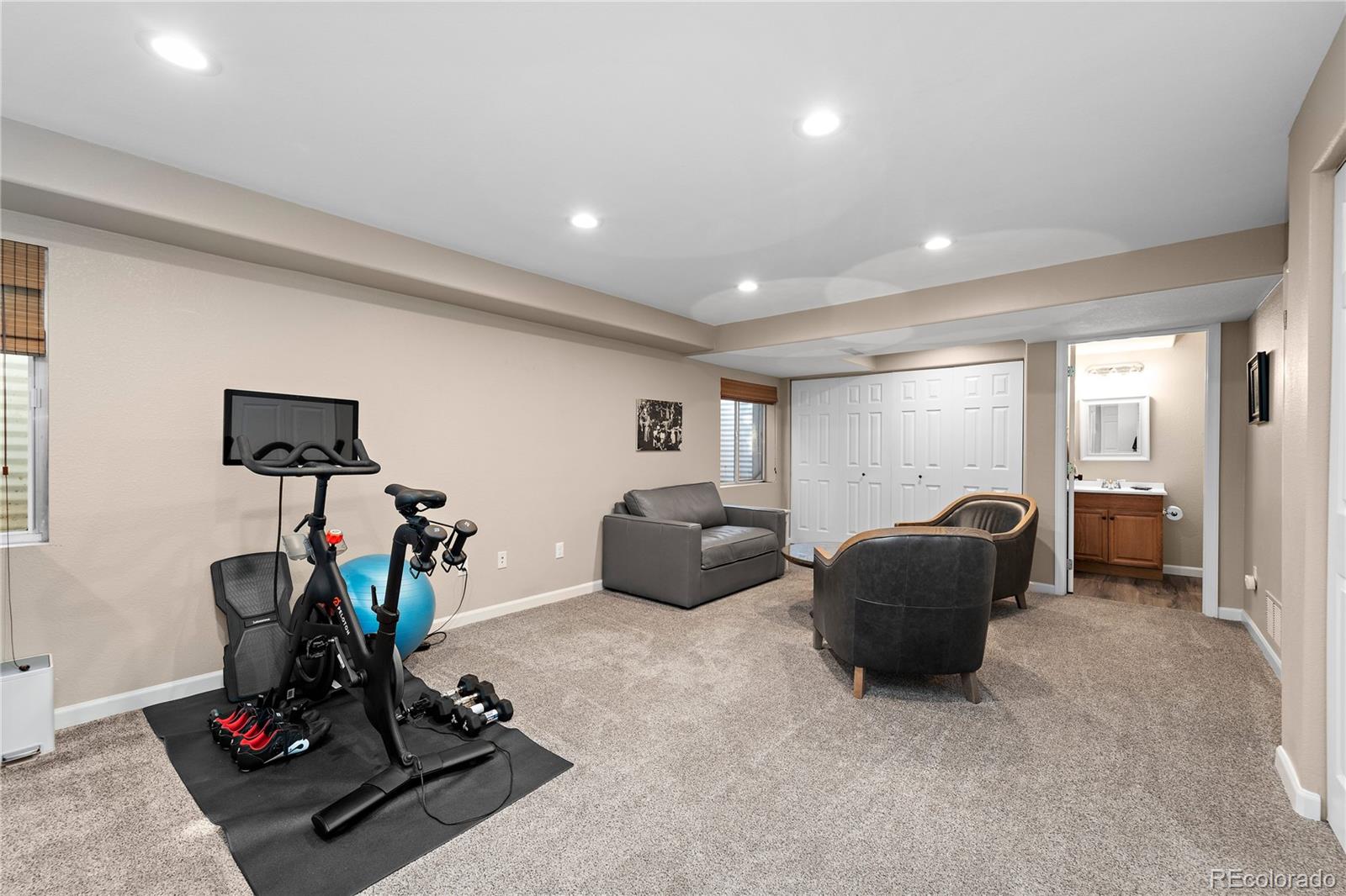 10179 South Cherryhurst Lane Highlands Ranch, CO 80126 - Photo 29 of 37