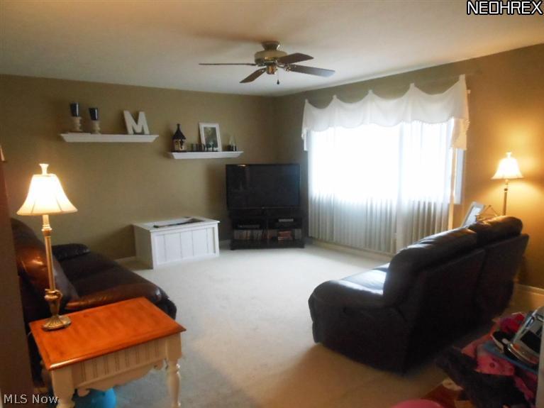 1109 Chaparrel Road Southwest Hartville, OH 44632 - Photo 4 of 9 Gallery Image 4