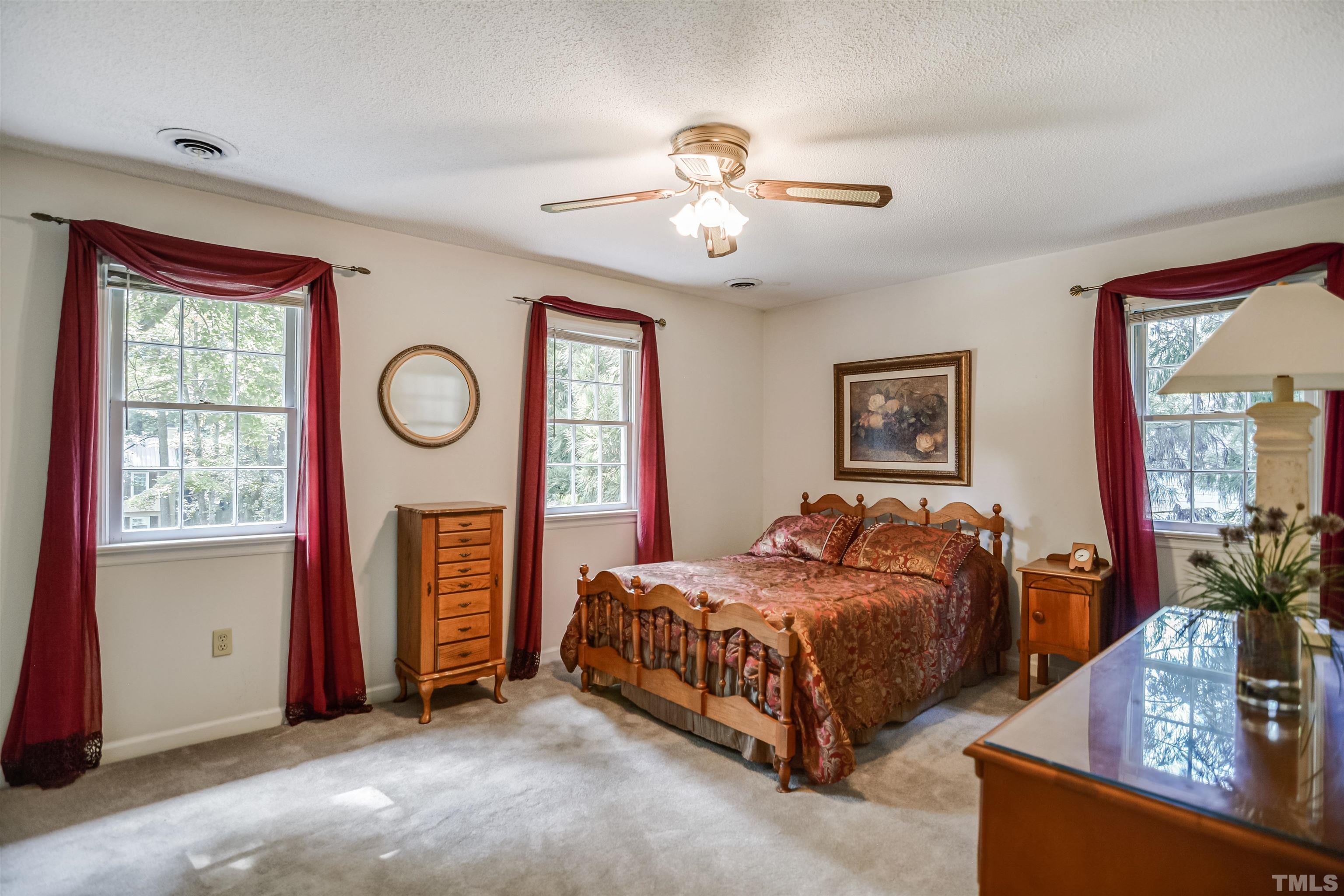 6708 Ridgecroft Lane Raleigh, NC 27615 - Photo 15 of 22 Gallery Image 15