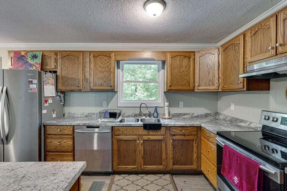 101 Homestead Street Northeast Cleveland, TN 37323 - Photo 8 of 32 20251210124249058016000000-o