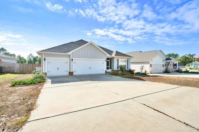 a view of house with street