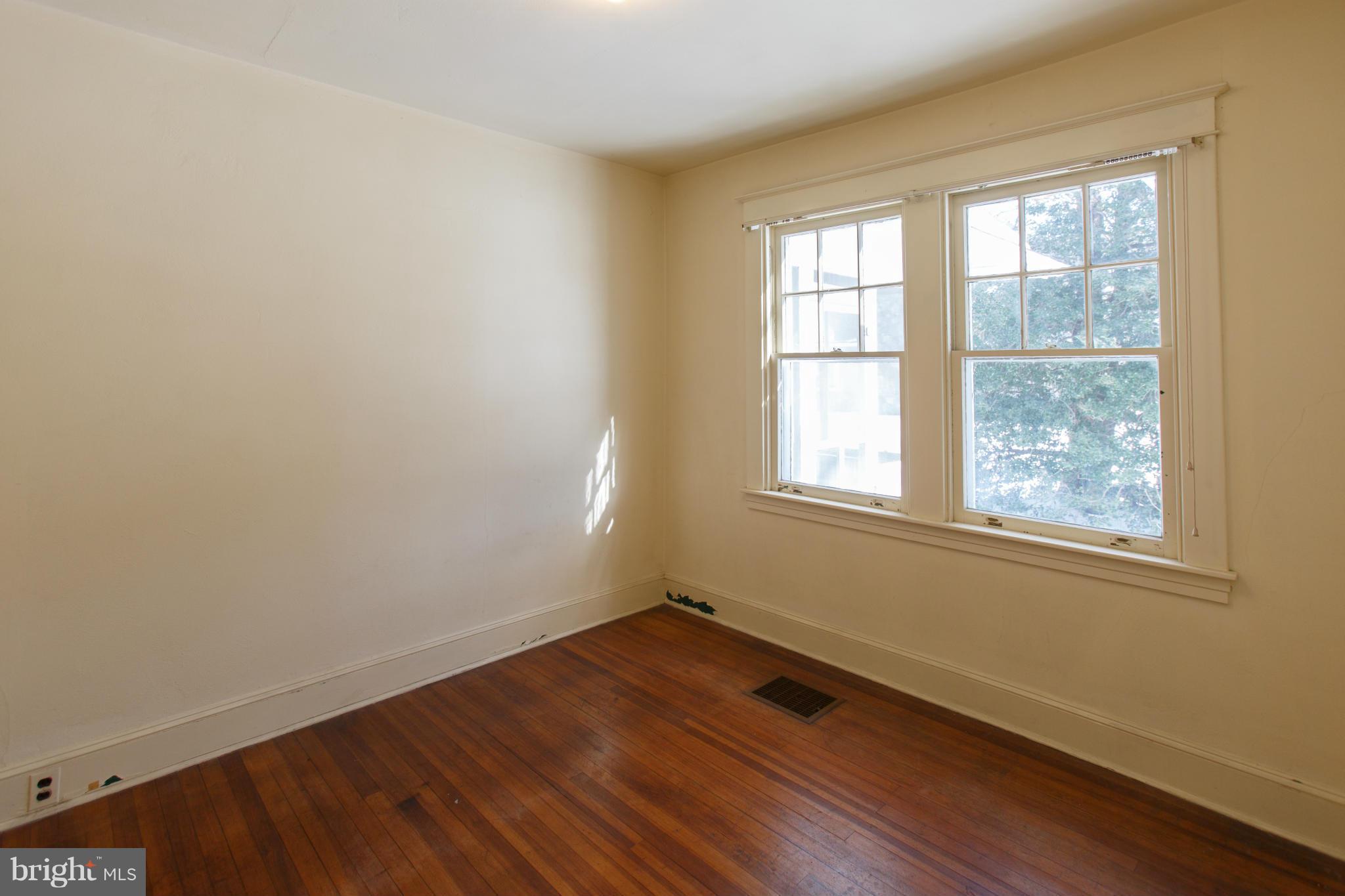 2029 Chesapeake Road Annapolis, MD 21409 - Photo 25 of 30 Bedroom