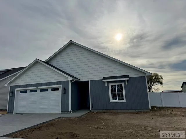 $390,000 | 582 Syringa Street, Rigby, ID 83442