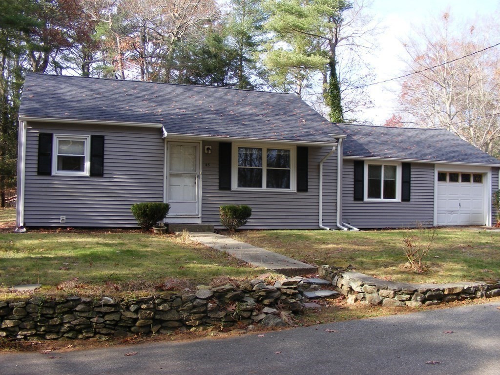 45 Broad Oak Way Hanover, MA 02339 - Photo 1 of 26 Gallery Image 1