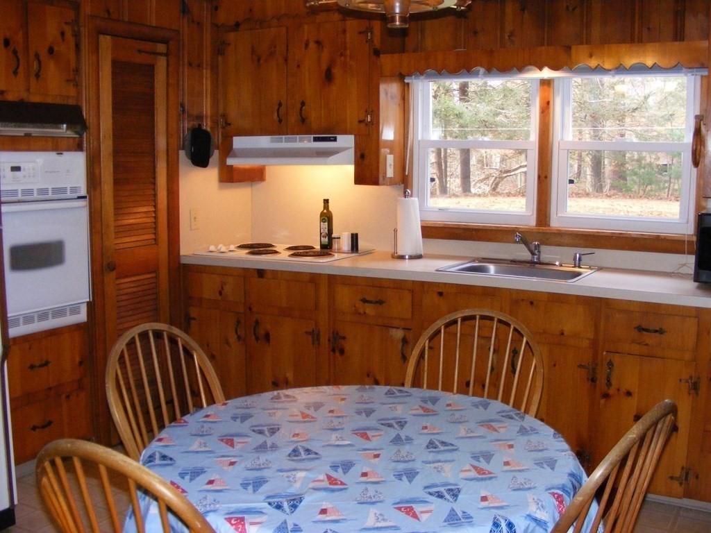 45 Broad Oak Way Hanover, MA 02339 - Photo 10 of 26 Gallery Image 10