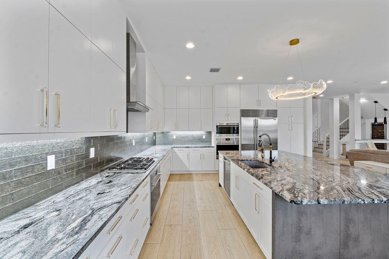 17057 Watersprite Lakes Road Boca Raton, FL 33496 - Photo 11 of 86 17057_Watersprite_Lakes_Rd_032