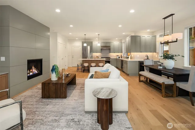 $1,670,000 | 3010 32nd Avenue West, Seattle, WA 98199