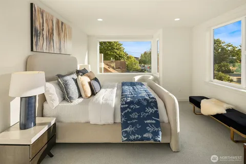 $1,670,000 | 3010 32nd Avenue West, Seattle, WA 98199