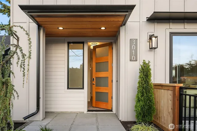 $1,670,000 | 3010 32nd Avenue West, Seattle, WA 98199