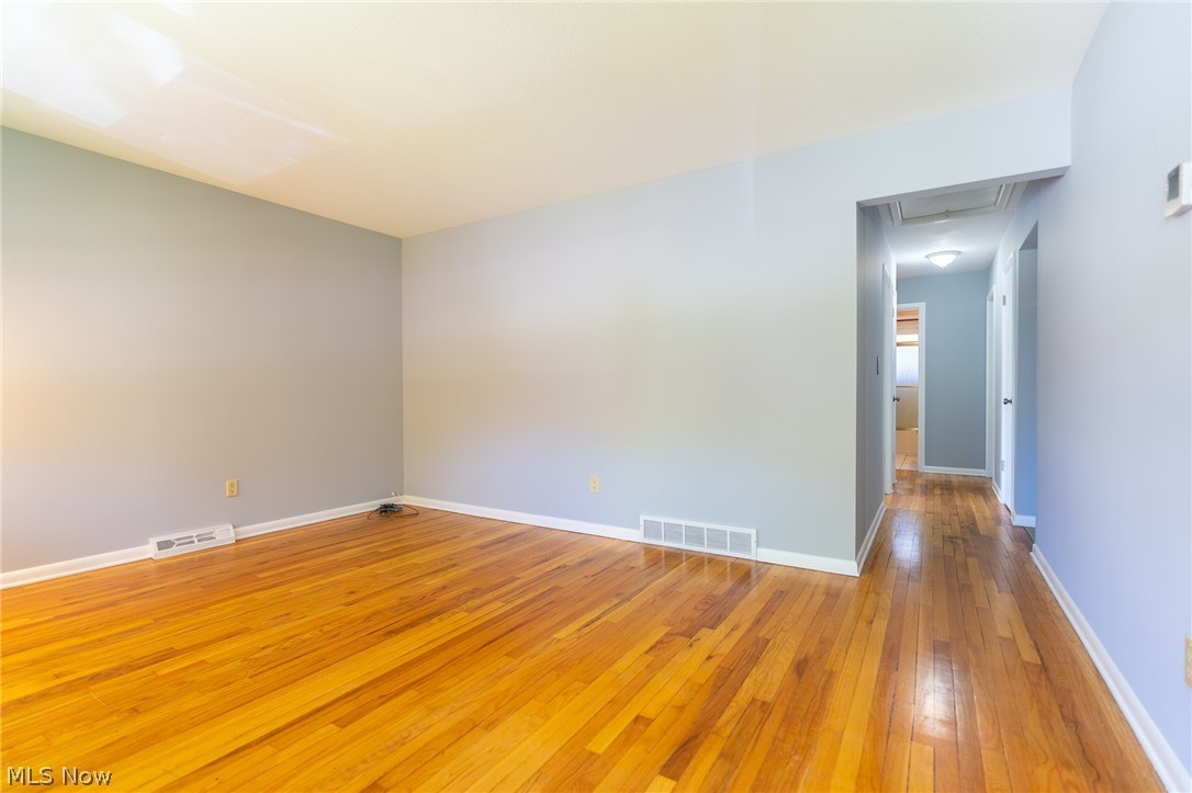 4177 Ridgeview Road Cleveland, OH 44144 - Photo 8 of 21 Gallery Image 8