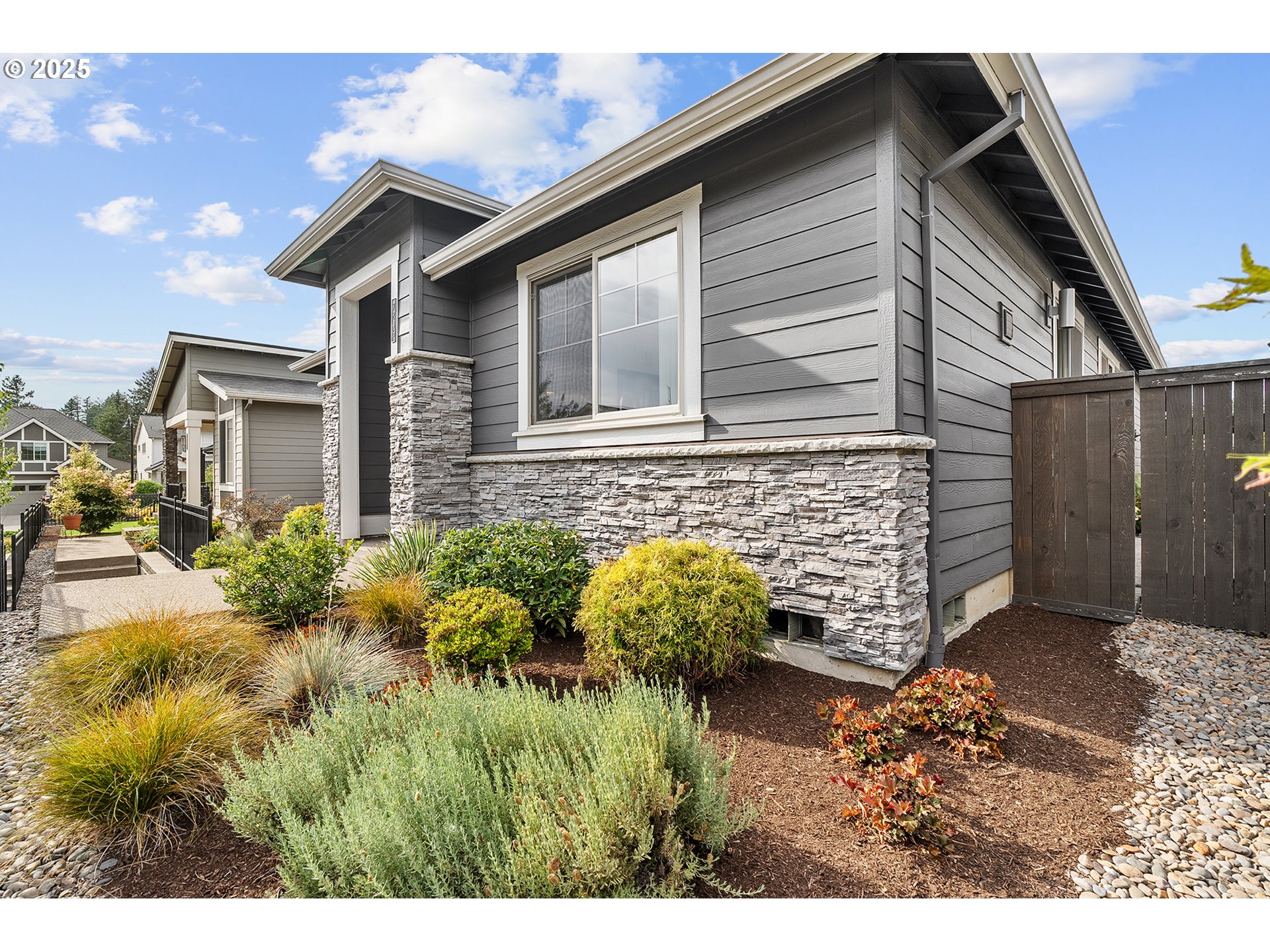 7245 Southwest Chestnut Lane Wilsonville, OR 97070 - Photo 6 of 48