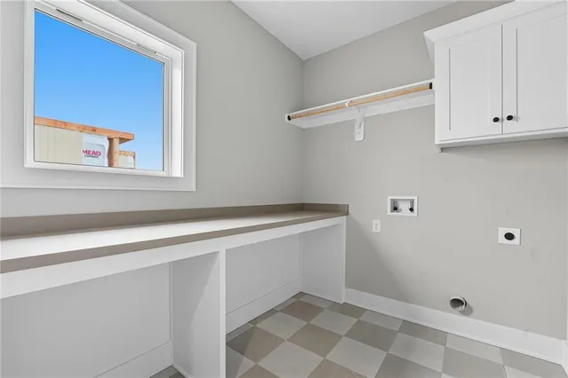 $700,000 | 10407 North Liberty Street, Kansas City, MO 64155