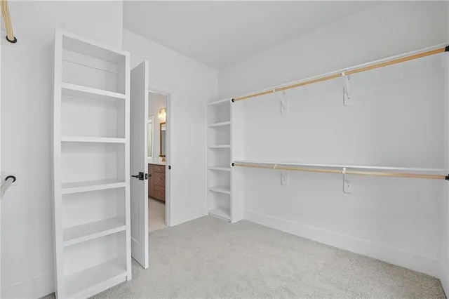 $700,000 | 10407 North Liberty Street, Kansas City, MO 64155