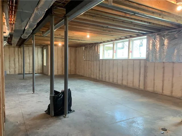 $700,000 | 10407 North Liberty Street, Kansas City, MO 64155