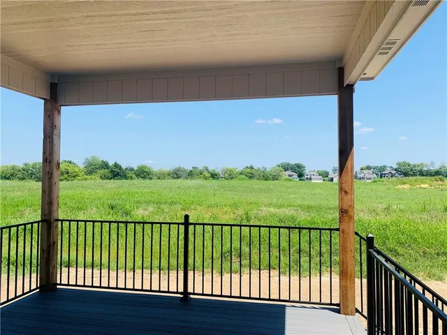 $700,000 | 10407 North Liberty Street, Kansas City, MO 64155