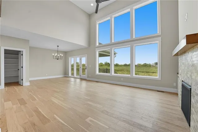 $700,000 | 10407 North Liberty Street, Kansas City, MO 64155