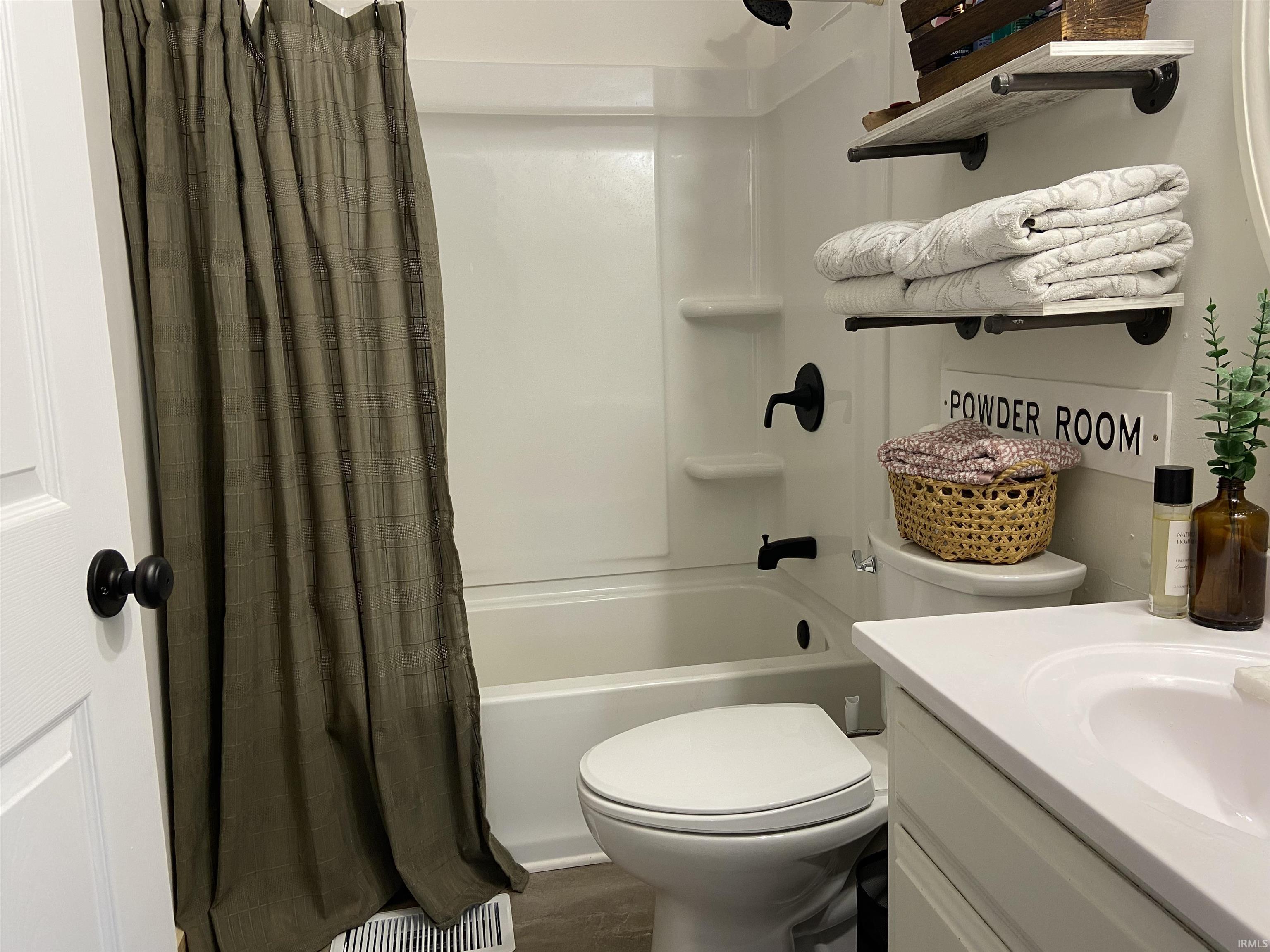 20685 Johnson Road South Bend, IN 46614 - Photo 17 of 21 Gallery Image 17