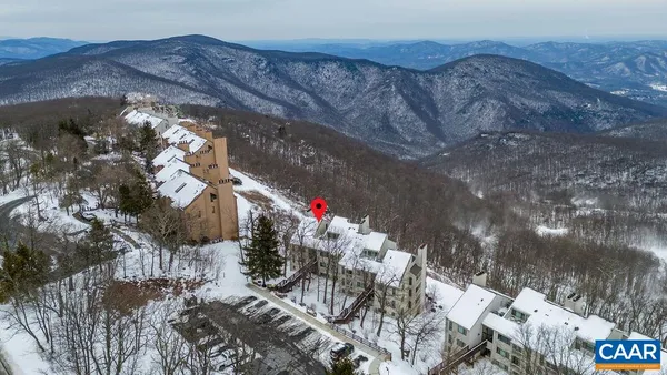 $469,000 | 1478 Ledges Condos, Roseland, VA 22967