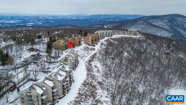$469,000 | 1478 Ledges Condos, Roseland, VA 22967