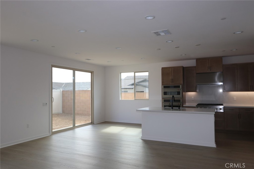 28820 Ridgerock Court Canyon Country, CA 91350 - Photo 2 of 14