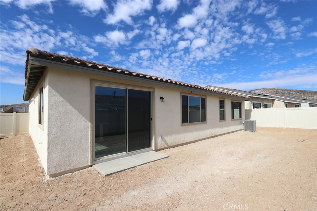 28820 Ridgerock Court Canyon Country, CA 91350 - Photo 7 of 14