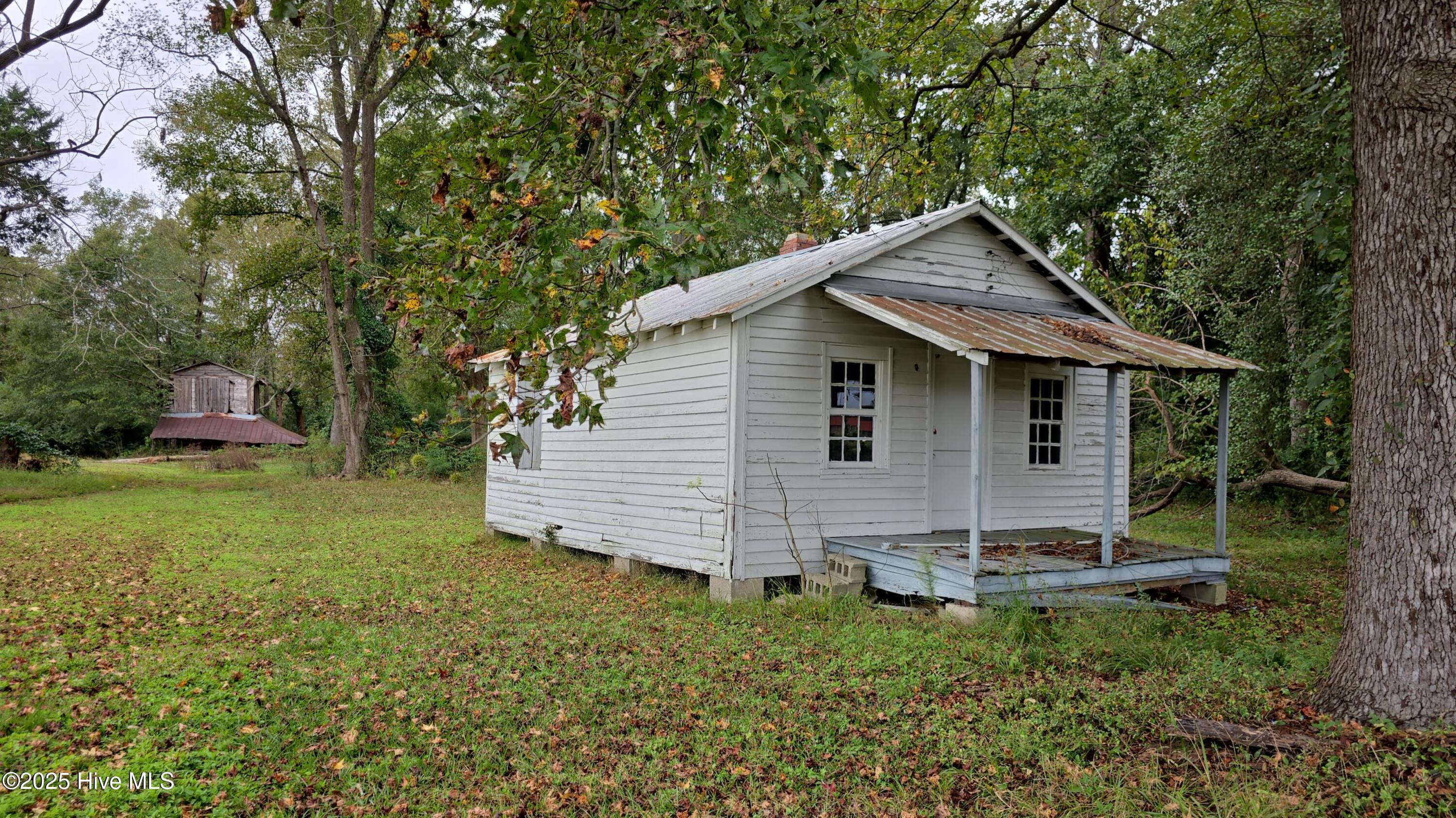 229 Hanchey Road Wallace, NC 28466 - Photo 3 of 10 7