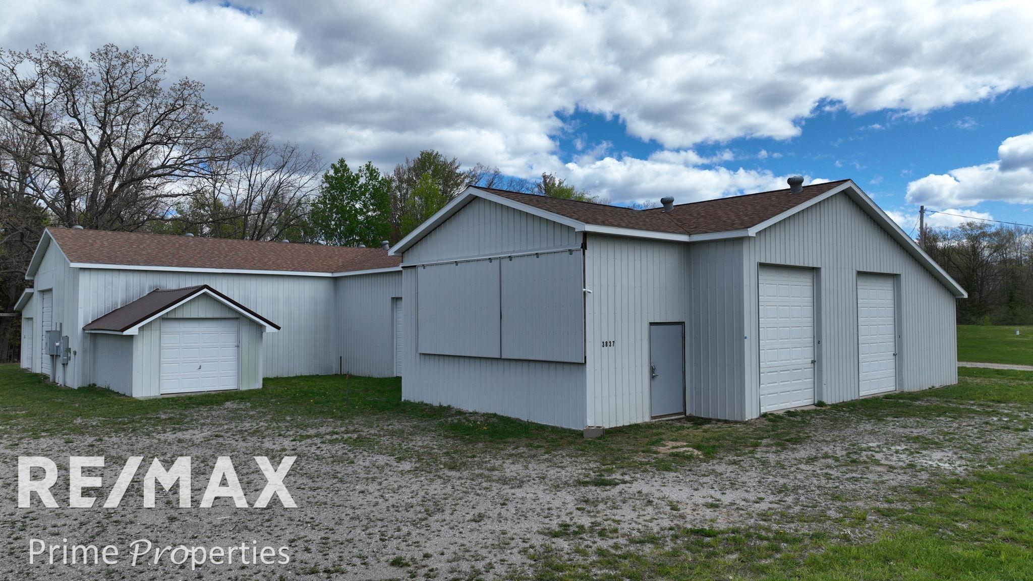 3837 Sage Lake Road Lupton, MI 48635 - Photo 1 of 56