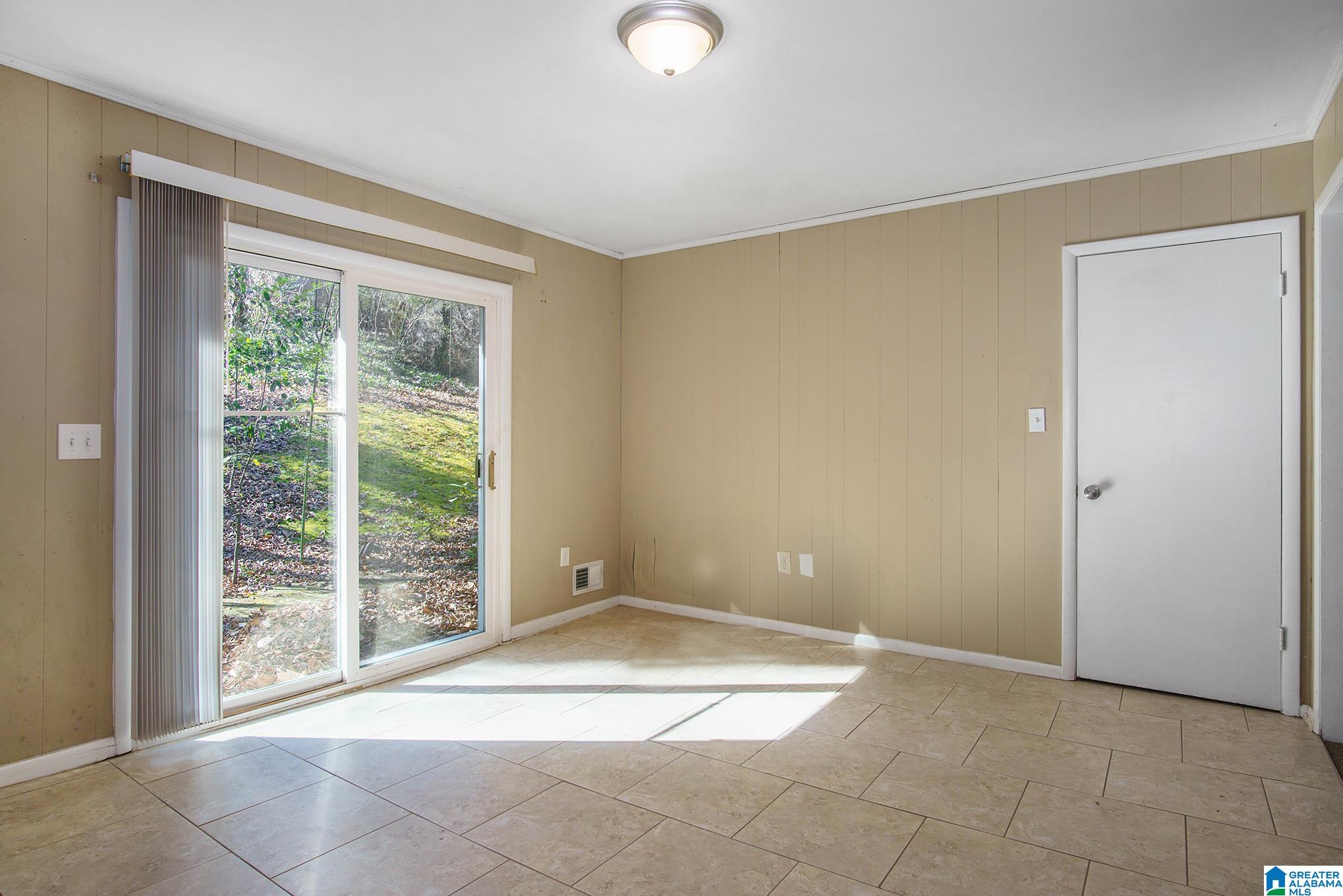 1009 Springview Street Birmingham, AL 35215 - Photo 10 of 25