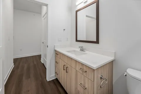 $2,850 | 1811 West Wysteria Lane, Unit 605, Oak Creek, WI 53154