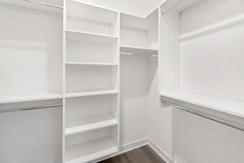 $2,850 | 1811 West Wysteria Lane, Unit 605, Oak Creek, WI 53154