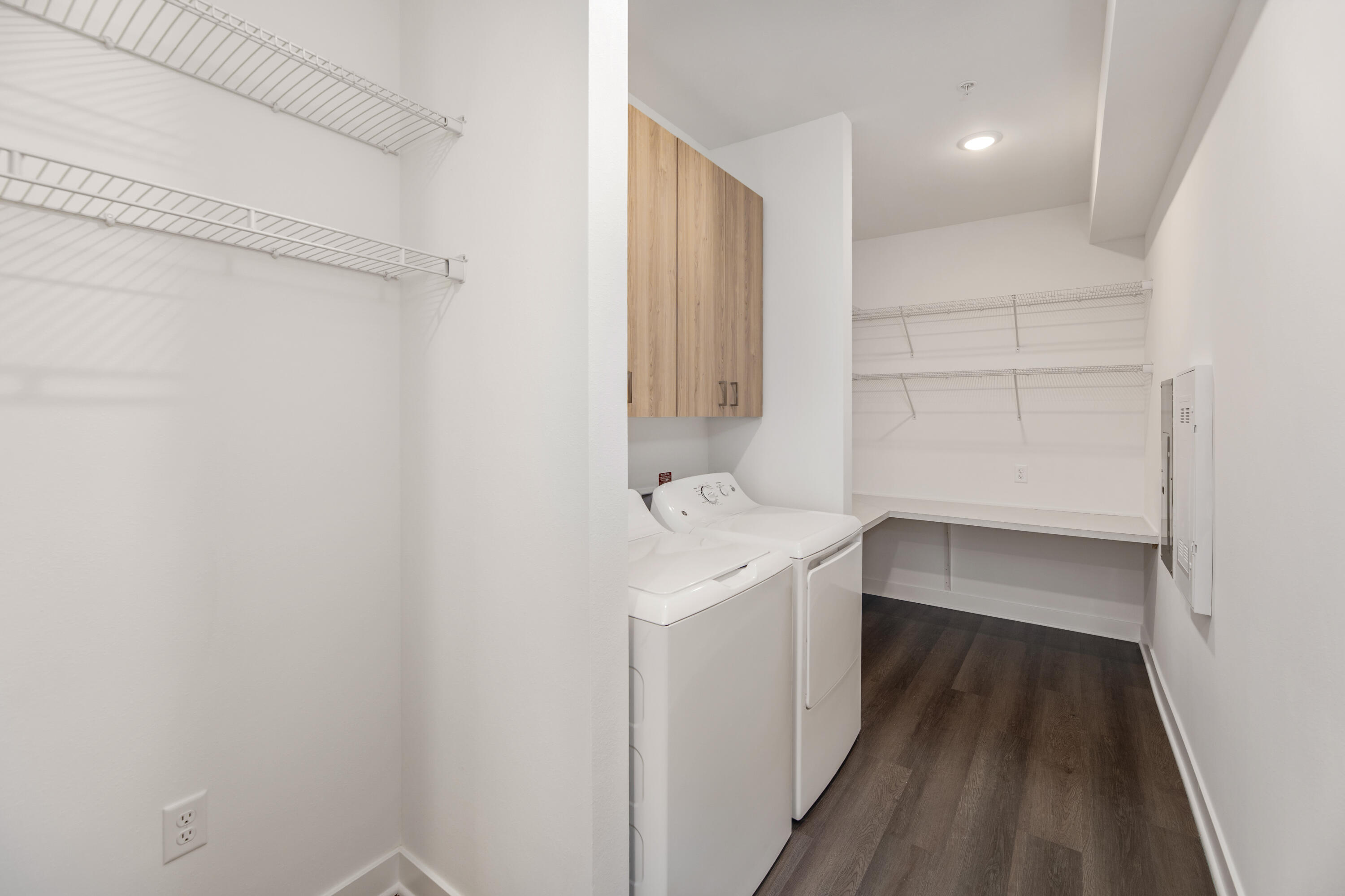 1811 West Wysteria Lane, Unit 605 Oak Creek, WI 53154 - Photo 15 of 33 Heyday Hub- Full-size, side-by-side washer and dryer; built-in desk top