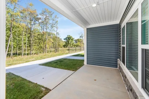 $2,850 | 1811 West Wysteria Lane, Unit 605, Oak Creek, WI 53154