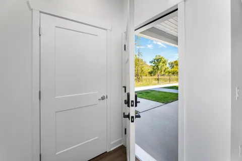 $2,850 | 1811 West Wysteria Lane, Unit 605, Oak Creek, WI 53154