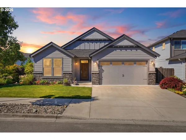 $729,900 | 1285 South Fieldcrest Drive, Ridgefield, WA 98642