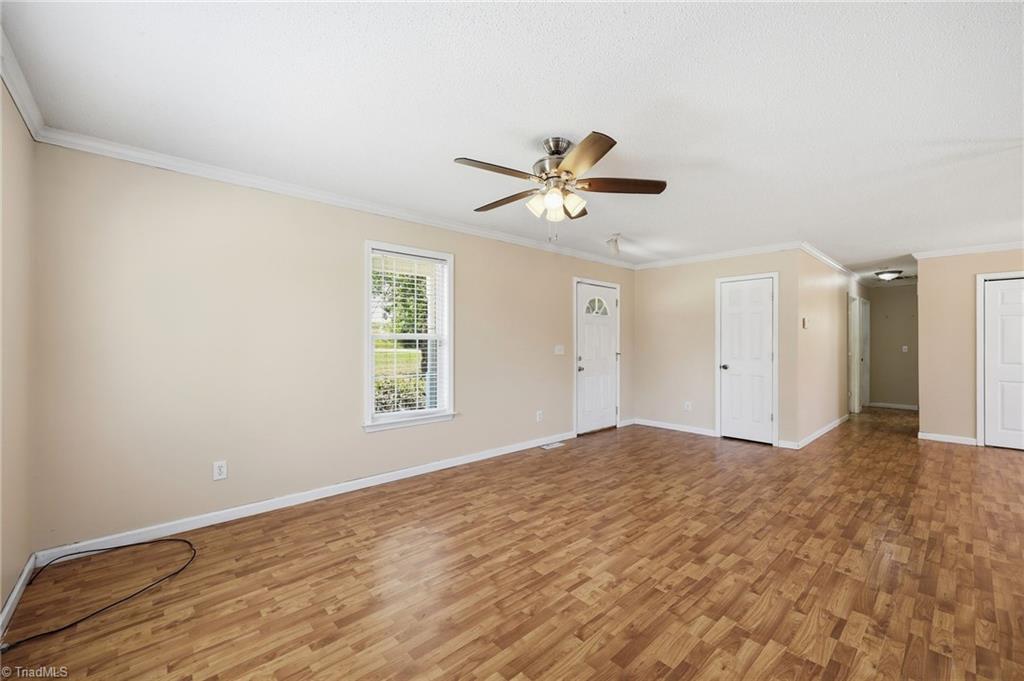 1502 Gibbs Road Reidsville, NC 27320 - Photo 7 of 36