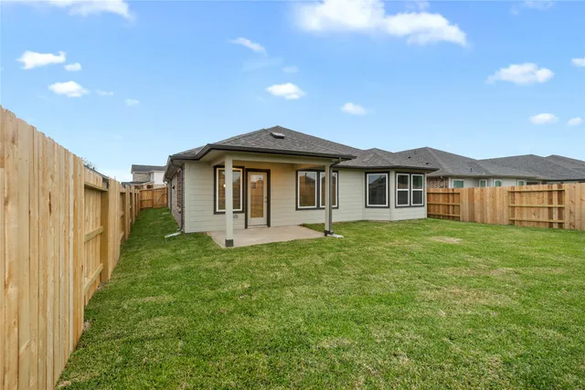 $2,500 | 6338 Brazos Trl Drive, Richmond, TX 77469