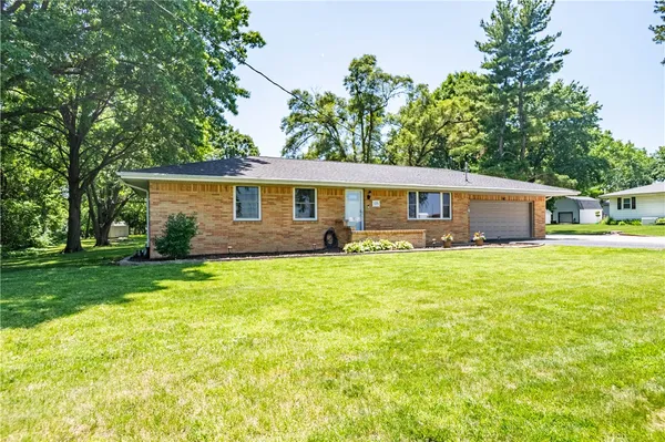 $239,900 | 125 Valerian Drive, Forsyth, IL 62535