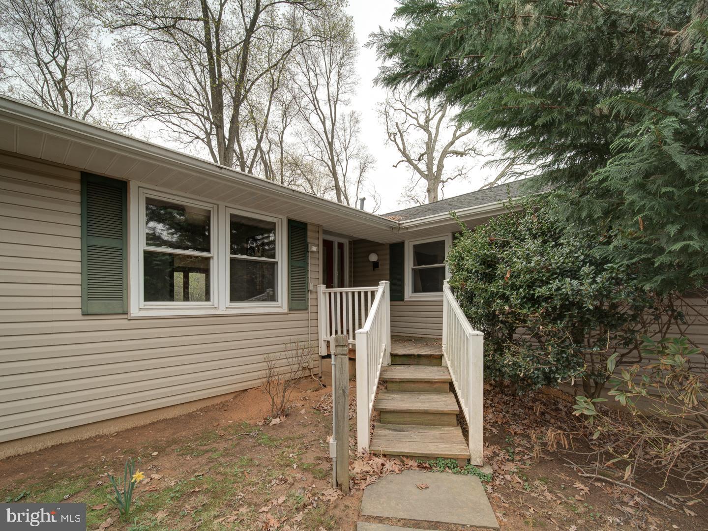17520 Tranquility Road Purcellville, VA 20132 - Photo 5 of 70