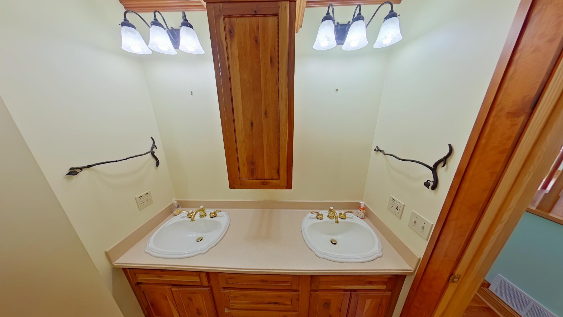 17787 Indian Prairie Road White Pigeon, MI 49099 - Photo 16 of 38 Primary Bedroom-Bath-Main Level-2