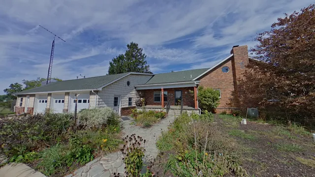 $637,000 | 17787 Indian Prairie Road, White Pigeon, MI 49099