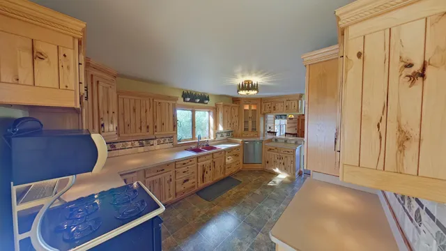 $637,000 | 17787 Indian Prairie Road, White Pigeon, MI 49099