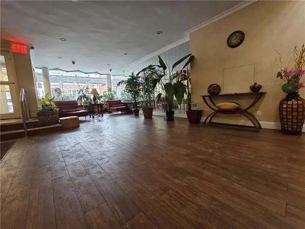 $399,000 | 1530 East 8th Street, Unit 7M | Ocean Parkway
