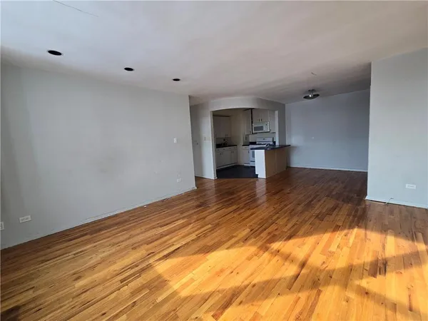 $399,000 | 1530 East 8th Street, Unit 7M | Ocean Parkway