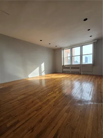 $399,000 | 1530 East 8th Street, Unit 7M | Ocean Parkway