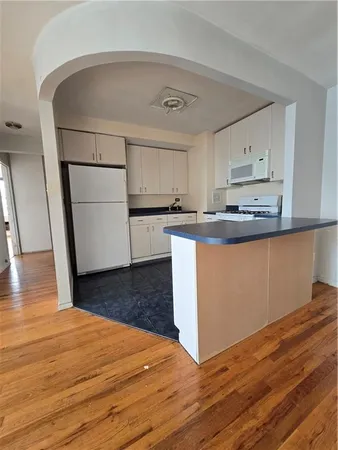 $399,000 | 1530 East 8th Street, Unit 7M | Ocean Parkway