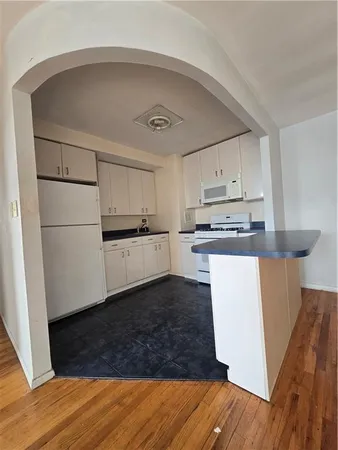 $399,000 | 1530 East 8th Street, Unit 7M | Ocean Parkway