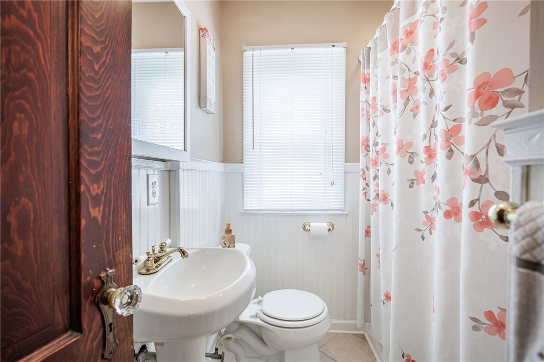 367 Walzer Road Irondequoit, NY 14622 - Photo 23 of 49